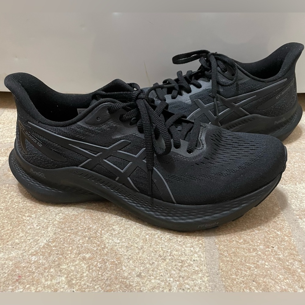 ASICS GT-2000 12 USA Running Shoes Size 8 Black Limited Rare SLS Sample NFR